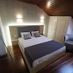Residencial Dora 2* Braga