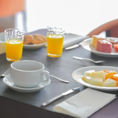 Hotel Residencial Dora