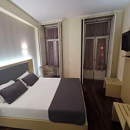 Residencial Dora Hotel 2*