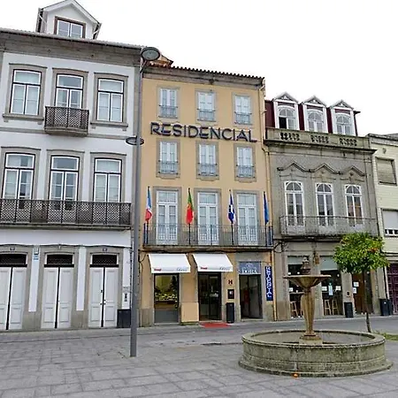 Residencial Dora 2* Braga