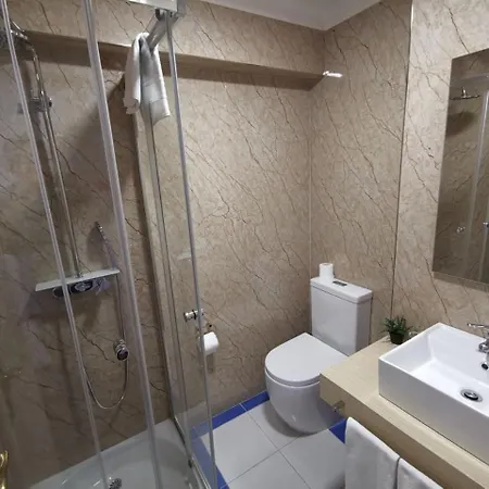 Residencial Dora Отель Брага