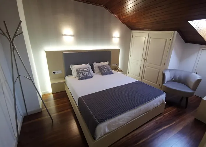 Residencial Dora 2* Braga